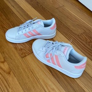 NWT adidas grand court tennis sneakers